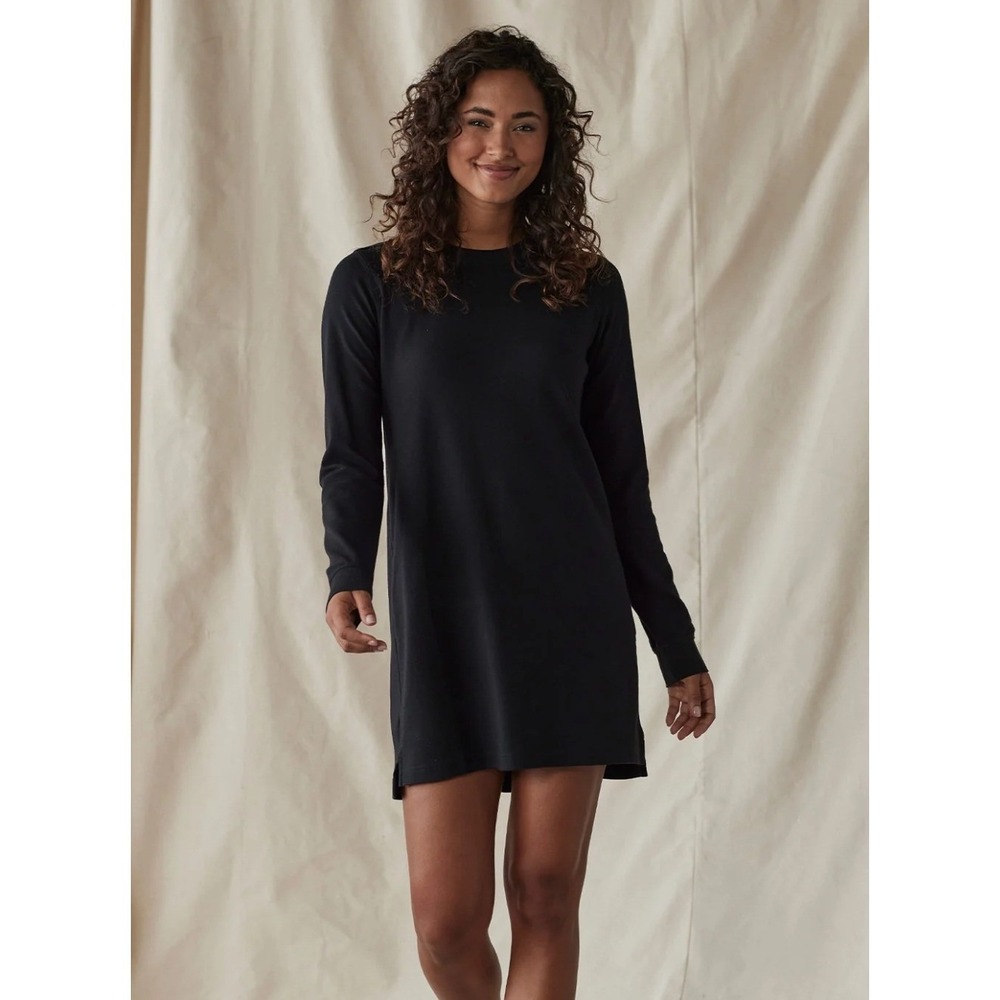 The Normal Brand Puremeso Everyday Black Long Sleeve Mini Dress Med Minimalist